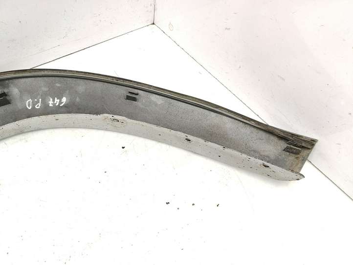Toyota RAV 4 (XA20) (2000 - 2005)  7560142070 Защитная накладка арки