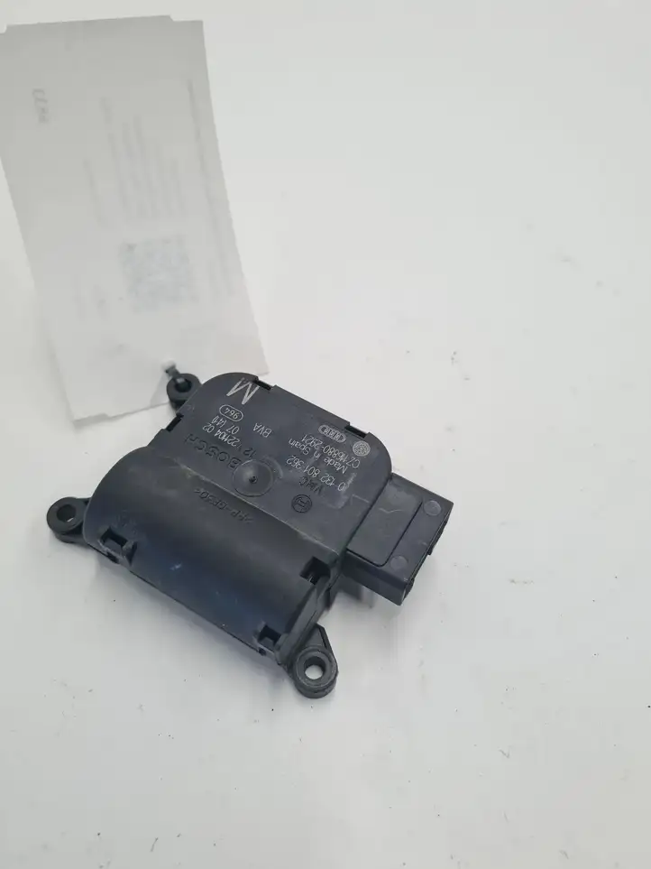 Volkswagen Golf Plus (2004 - 2008) 0132801362 Двигатель задвижки потока воздуха — фото 1