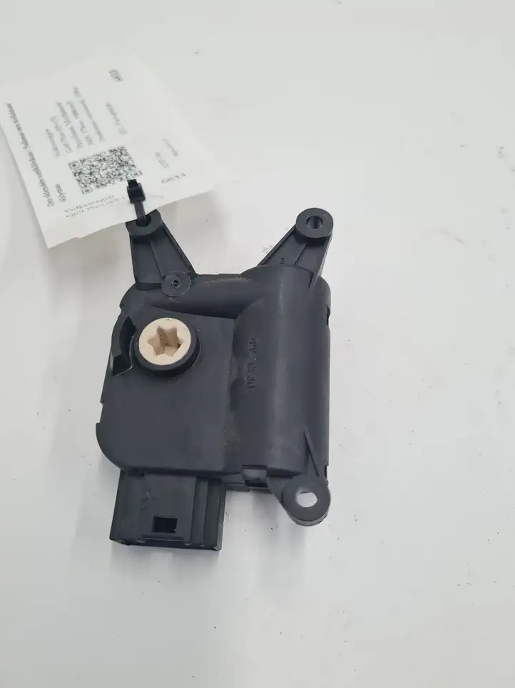 Volkswagen Golf Plus (2004 - 2008) 0132801362 Двигатель задвижки потока воздуха — фото 3