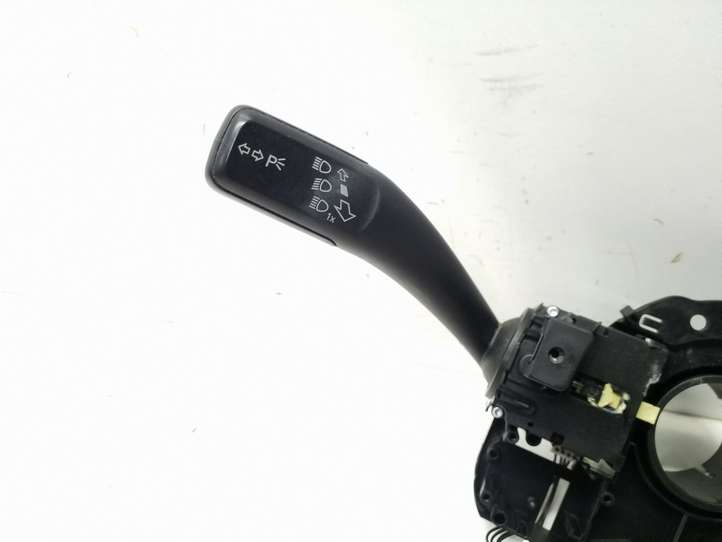 Audi A4 (2007 - 2011)  8K0953502BJ Комплект ручек