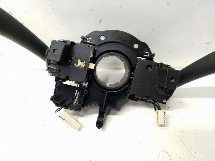 Audi A4 (2007 - 2011)  8K0953502BJ Комплект ручек
