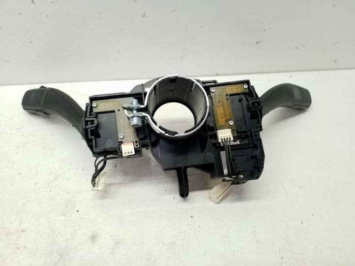 Audi A4 (2007 - 2011)  8K0953502BJ Комплект ручек