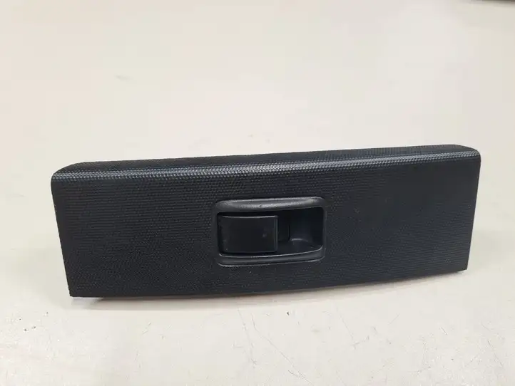Toyota Corolla Verso E121 (2004 - 2007) 742310F030 Кнопка стеклоподъемников — фото 1
