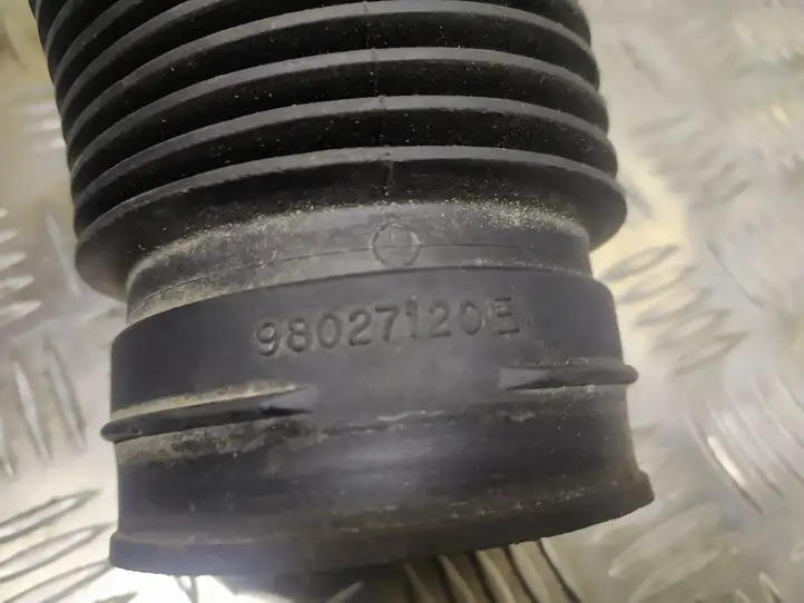 Peugeot 607 (2000 - 2004) 98027120E Трубка подачи воздуха — фото 3