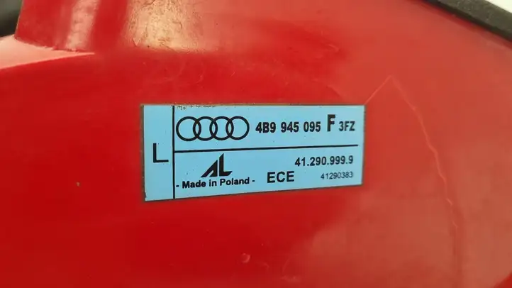 Audi A6 S6 C5 4B (2001 - 2004) 4B9945095F Задний фонарь в кузове — фото 4
