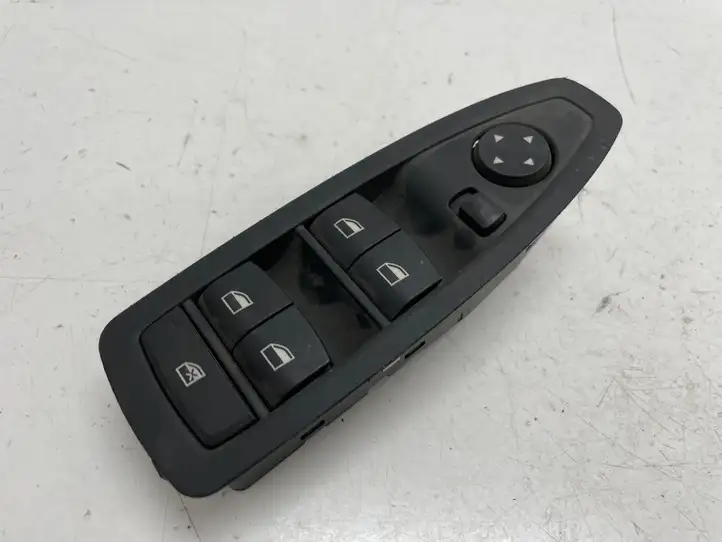 BMW 1 F20 F21 (2011 - 2019) 9208110 Блок кнопок стеклоподъемников — фото 1
