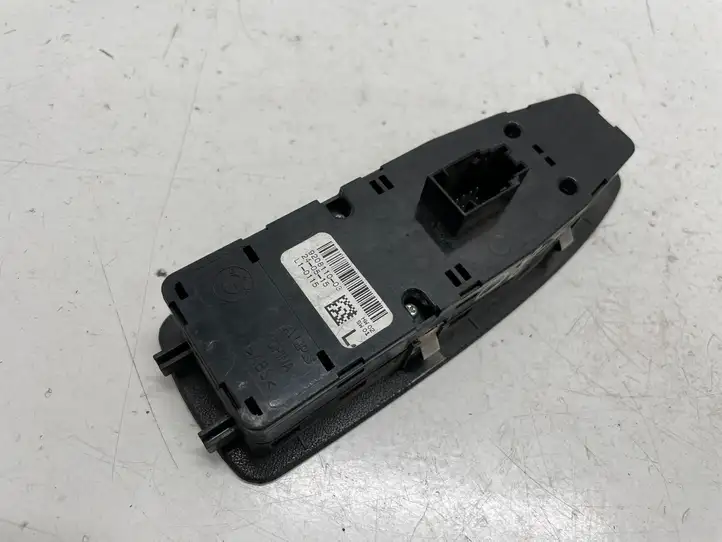BMW 1 F20 F21 (2011 - 2019) 9208110 Блок кнопок стеклоподъемников — фото 2