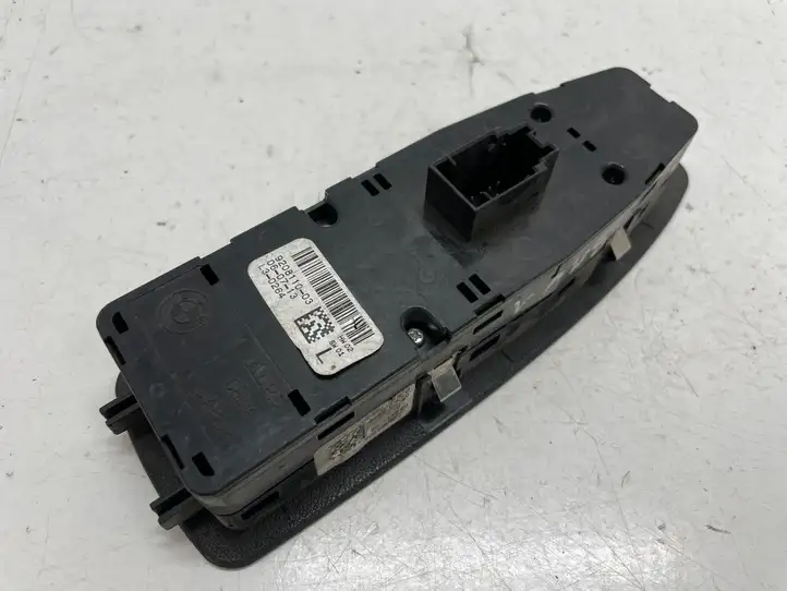 BMW 1 F20 F21 (2011 - 2019) 9208110 Блок кнопок стеклоподъемников — фото 2