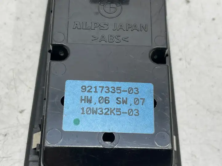 BMW 3 E90 E91 (2005 - 2012) 9217335 Кнопка стеклоподъемников — фото 3