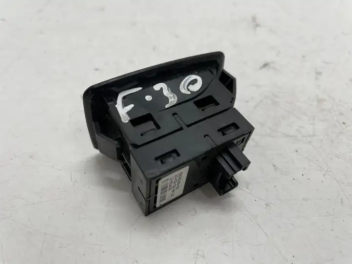 BMW 3 F30 F35 F31 (2012 - 2018) 9208106 Блок кнопок стеклоподъемников — фото 2