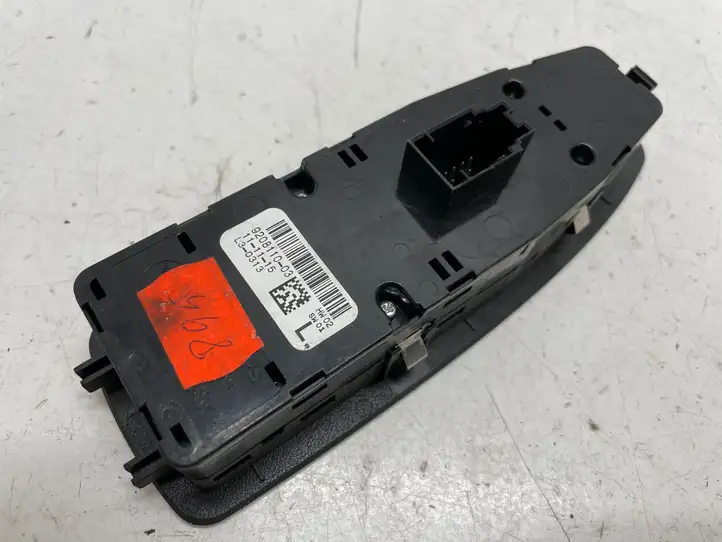 BMW 3 F30 F35 F31 (2012 - 2018) 9208110 Блок кнопок стеклоподъемников — фото 2