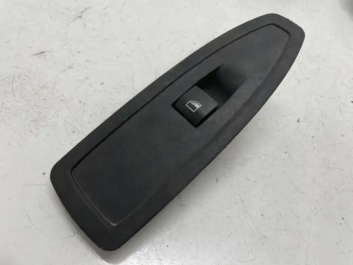 BMW 3 F30 F35 F31 (2012 - 2018) 9208107 Блок кнопок стеклоподъемников — фото 1