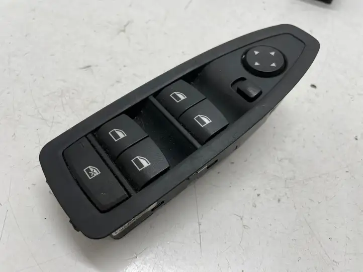 BMW 3 F30 F35 F31 (2012 - 2018) 9208110 Блок кнопок стеклоподъемников — фото 1