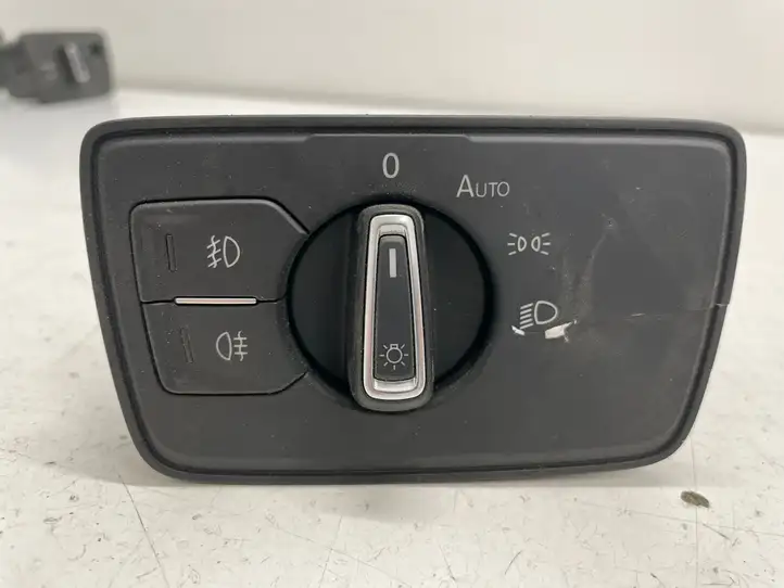 Volkswagen PASSAT B8 (2015 - ) 3G0941633H Включатель фонарей — фото 1