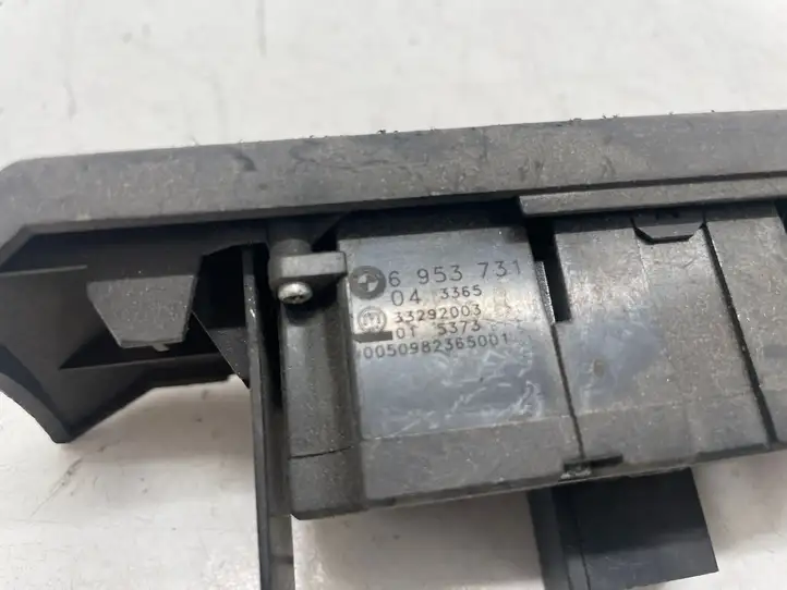 BMW 5 E60 E61 (2004 - 2010) 6953731 Включатель фонарей — фото 3