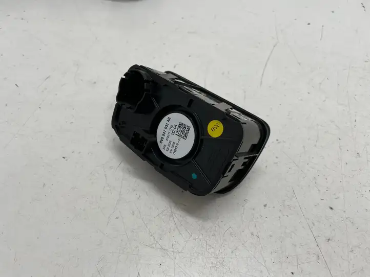 Audi A3/S3 8V (2016 - 2020) 8V0941531AR Включатель фонарей — фото 2