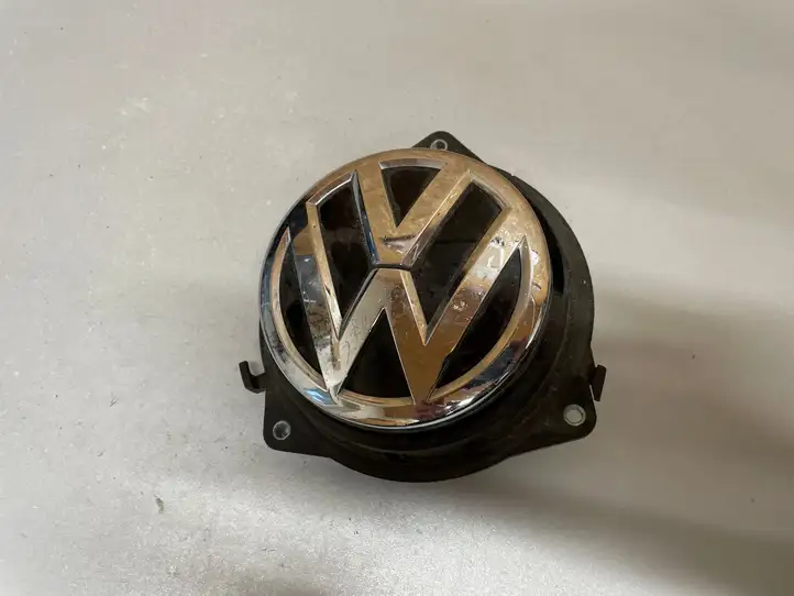 Volkswagen Golf VII (2013 - 2019) 510827469 Ручка крышки багажника — фото 1
