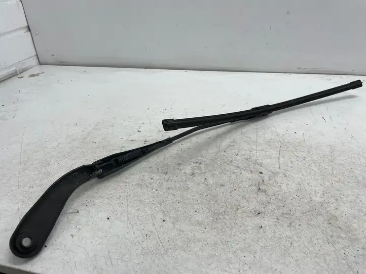 BMW 3 F30 F35 F31 (2012 - 2018) 7250469 Рычаг стеклоочистителя — фото 2