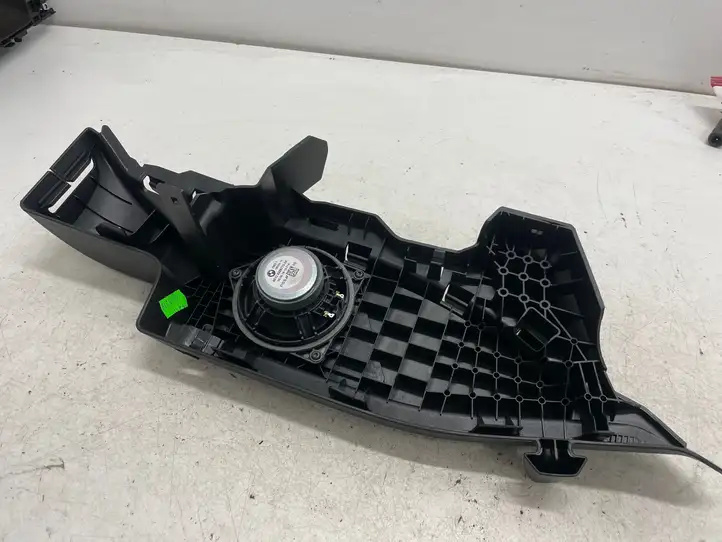 BMW 1 F20 F21 (2011 - 2019) 7221043 Прочая отделка багажника — фото 2