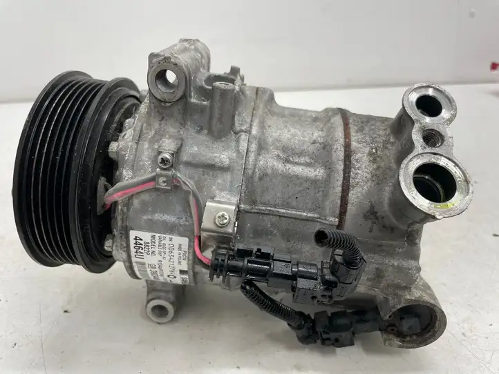 Opel Astra K (2015 - 2020) 39034464 Компрессор (насос) кондиционера воздуха — фото 2