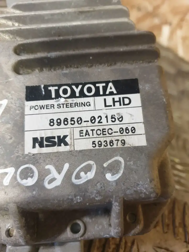 Toyota Corolla E120 E130 (2004 - 2007) 8965002150 Блок управления усилителем руля — фото 3