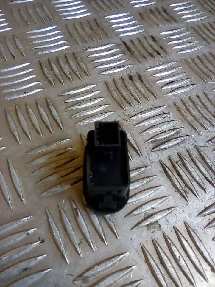 Citroen C3 (2002 - 2009) 96401469XT Кнопка стеклоподъемников — фото 3