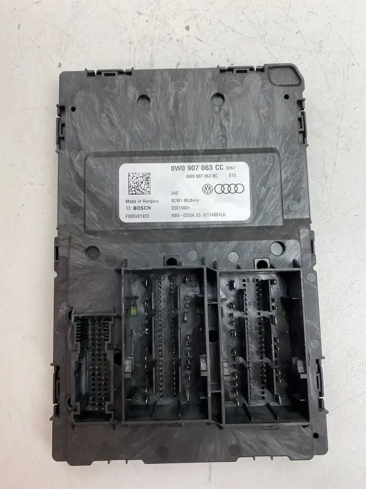 Audi A4 S4 B9 (2015 - 2019) 8W0907063CC Модуль комфорта — фото 1