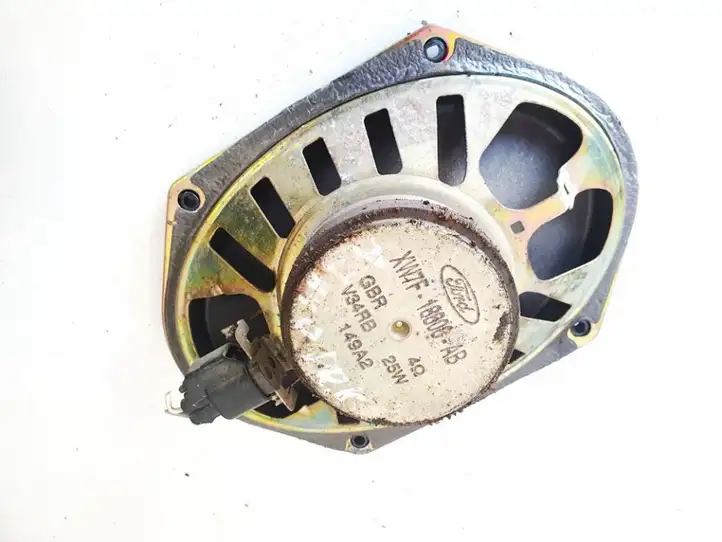 Ford Focus (1998 - 2004)  xw7f18808ab Громкоговоритель (громкоговорители) в передних дверях