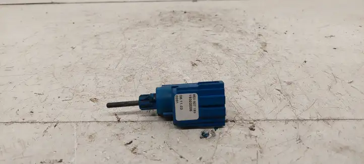 Audi A4 (2000 - 2006)  8E0927189 Датчик тормозной педали