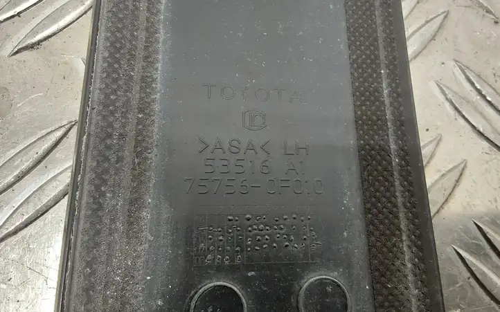 Toyota Corolla Verso AR10 (2004 - 2009) 757560F010 Прочие внешние детали — фото 4