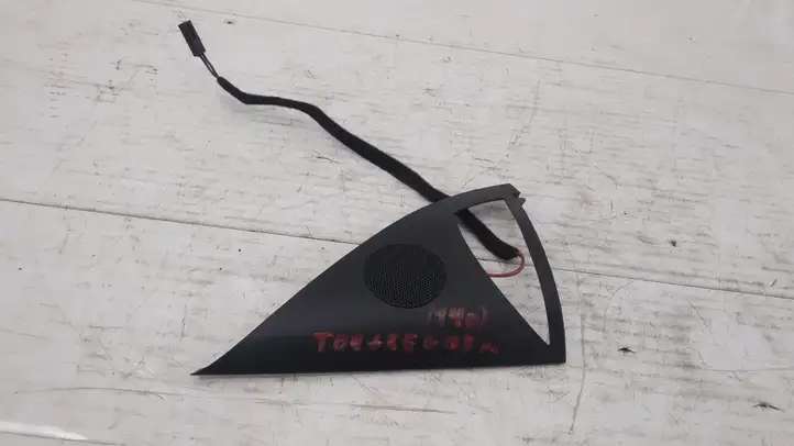 Volkswagen Touareg I (2002 - 2010) 7L6837993 Твитер передней двери — фото 1