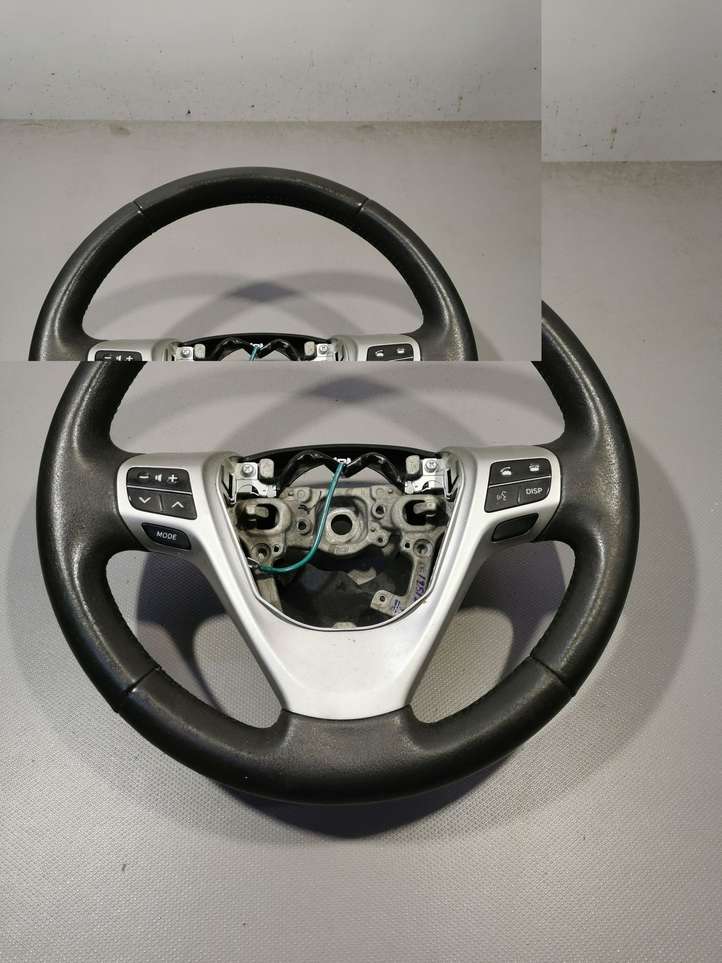 Toyota Verso (2009 - 2012)   Руль