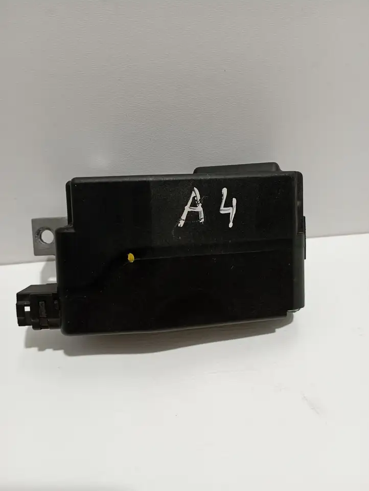 Audi A4 S4 B7 8E 8H (2004 - 2009) 8K0905852D Блокиратор руля — фото 3