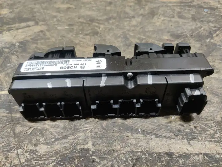 Cadillac SRX (2006 - 2009) 15919074AB Кнопка стеклоподъемников — фото 2
