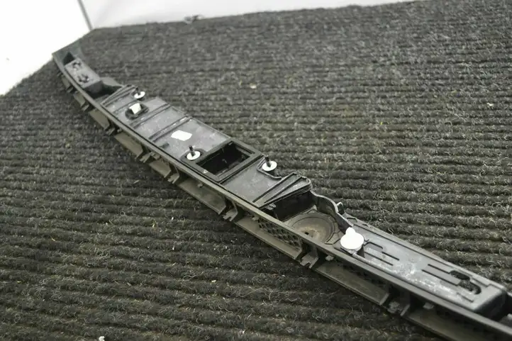 BMW 7 F01 (2008 - 2016) 7200035 Подсветка номера — фото 4