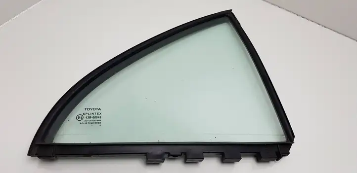 Toyota Avensis T250 (2006 - 2009) 6818805030 Форточка двери — фото 1