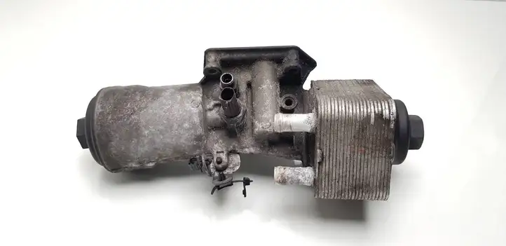 Volkswagen PASSAT B6 (2005 - 2010) 045115389K Кронштейн масляного фильтра — фото 5