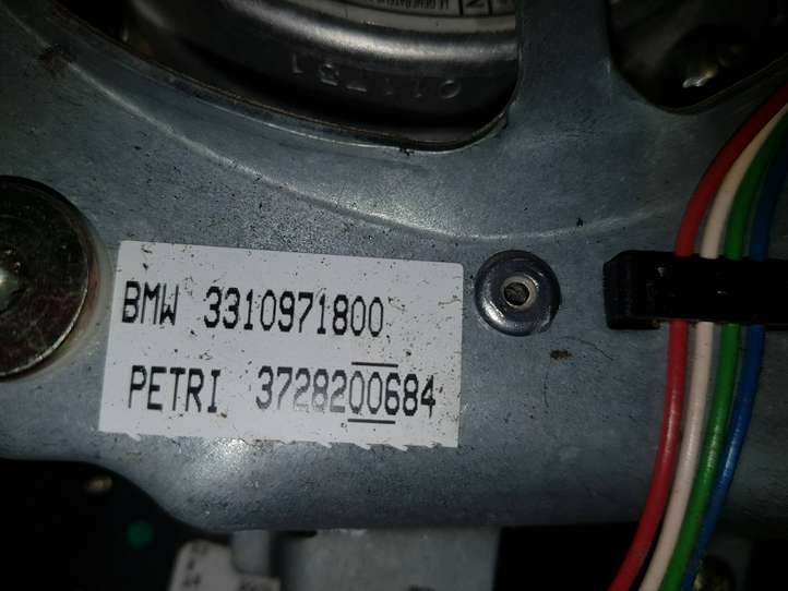 BMW 5 E39 (1996 - 2003)  3310971800 Подушка безопастности руля