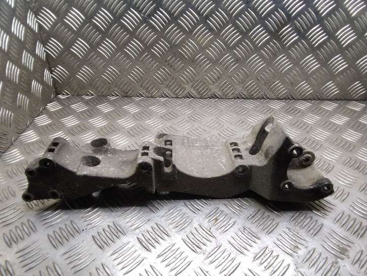Ford Galaxy (2000 - 2006)  045903143C Кронштейн