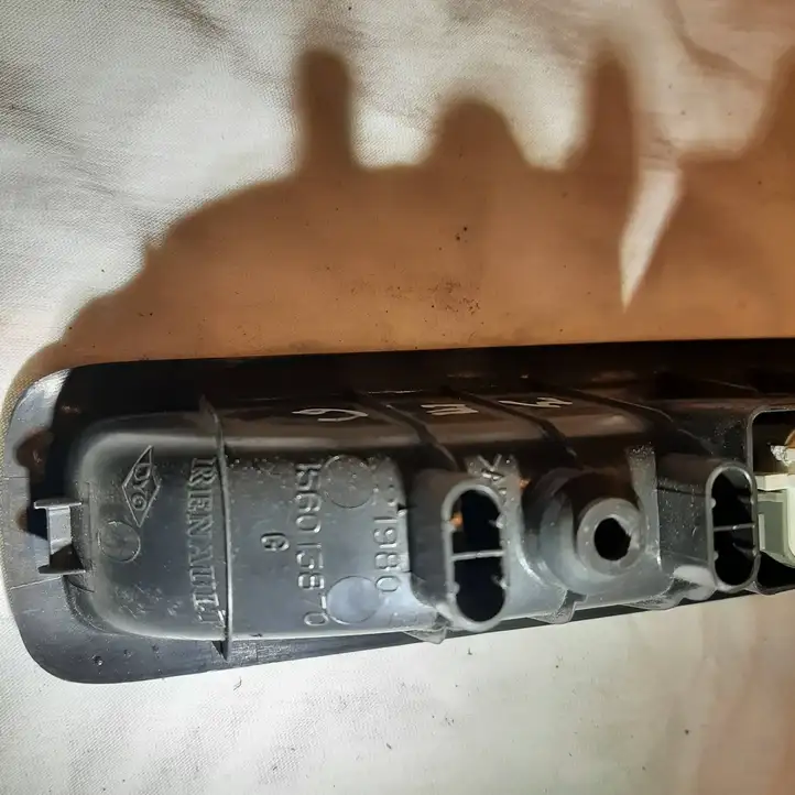 Renault Megane II (2002 - 2005) 156013870 Блок кнопок стеклоподъемников — фото 2