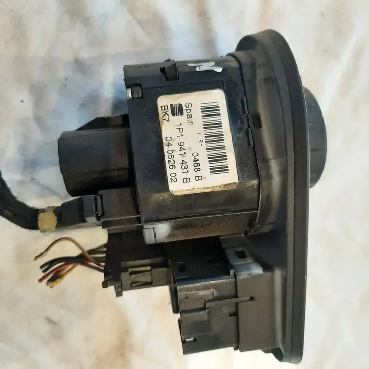 Seat Leon (1P) (2005 - 2012) 5P0919094 Включатель фонарей — фото 2