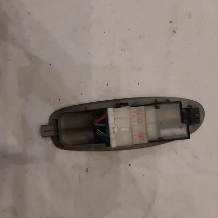 Nissan Almera (2000 - 2006) 80961bu200 Блок кнопок стеклоподъемников — фото 3