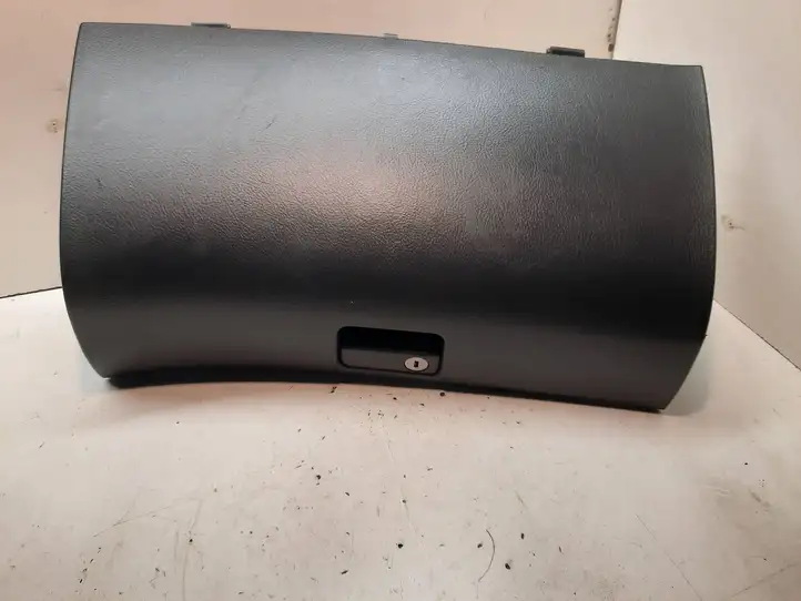 Toyota Avensis T250 (2006 - 2009) 5555005070 Вещевой ящик — фото 1