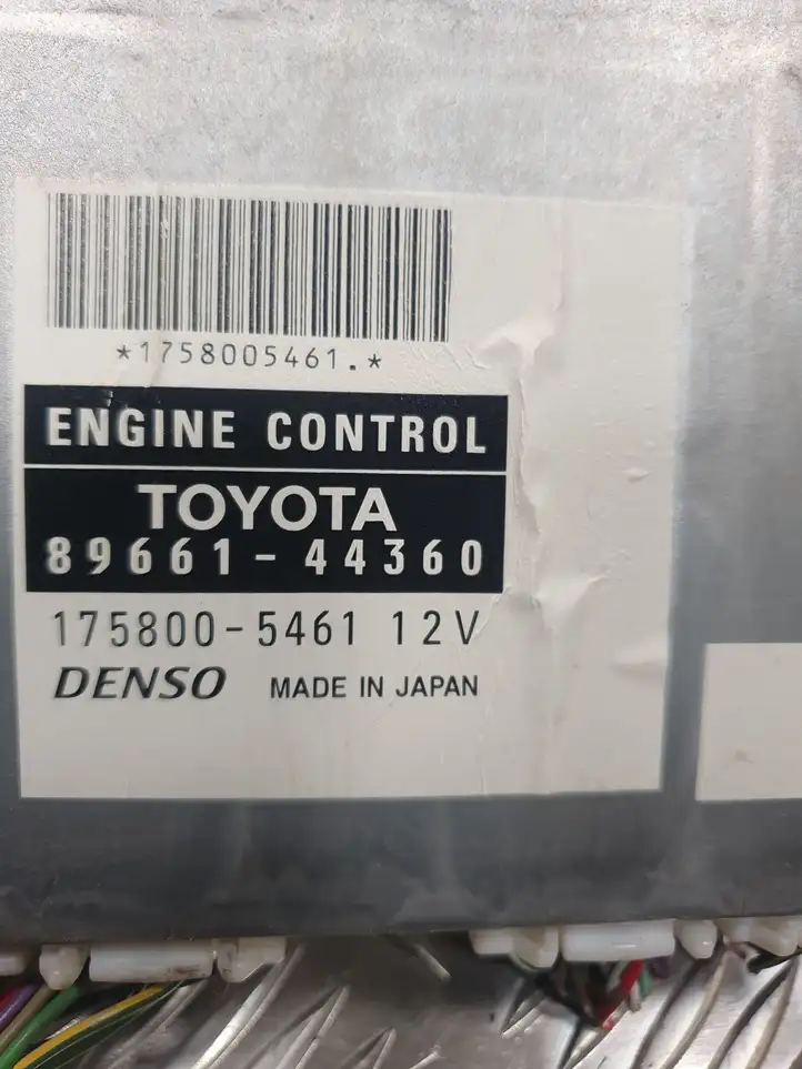 Toyota Avensis Verso (2004 - 2009) 8966144360 Блок управления двигателем (ЭБУ) — фото 1