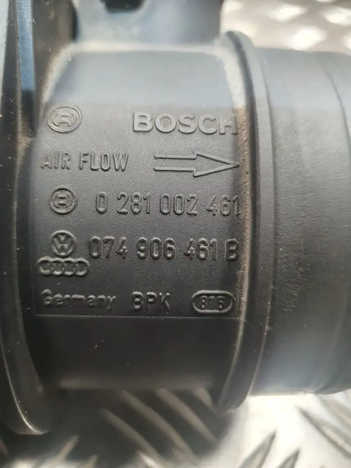 Volkswagen PASSAT B5.5 (2001 - 2005) 074906461B Датчик массового расхода воздуха — фото 1