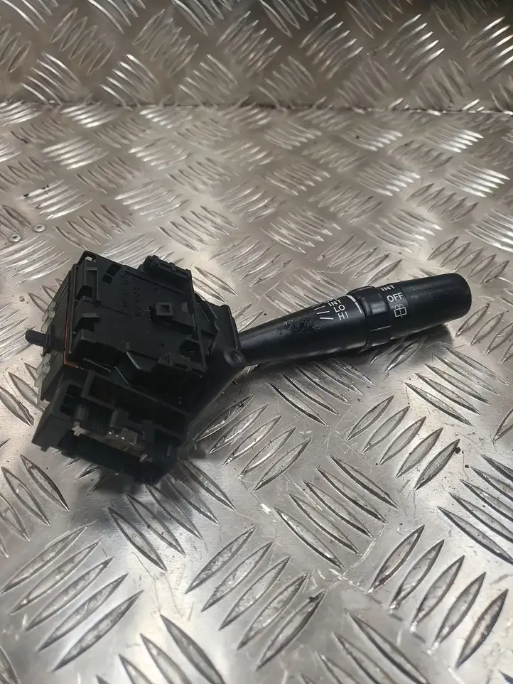 Toyota Avensis Verso (2004 - 2009) 173654LH Переключатель стеклоочистителей — фото 1