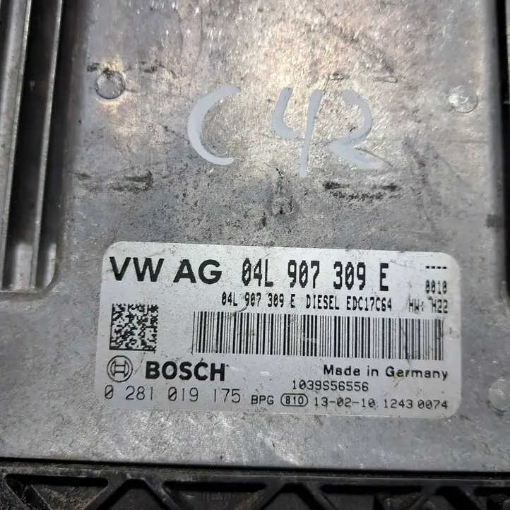 Volkswagen Golf VII (2013 - 2019) 04L907309E Блок управления двигателем (ЭБУ) — фото 2