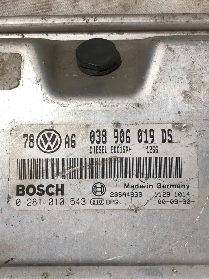 Volkswagen PASSAT B5.5 (2001 - 2005) 038906019DS Блок управления двигателем (ЭБУ) — фото 2