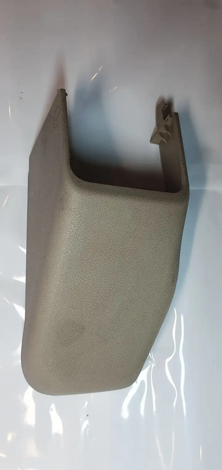 Toyota Land Cruiser (J120) (2002 - 2009) 7212760060 Прочие детали салона — фото 1
