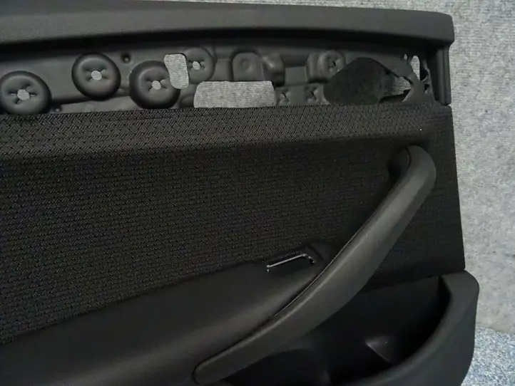 BMW 5 G30 G31 (2016 - ) Обшивка задней двери — фото 8